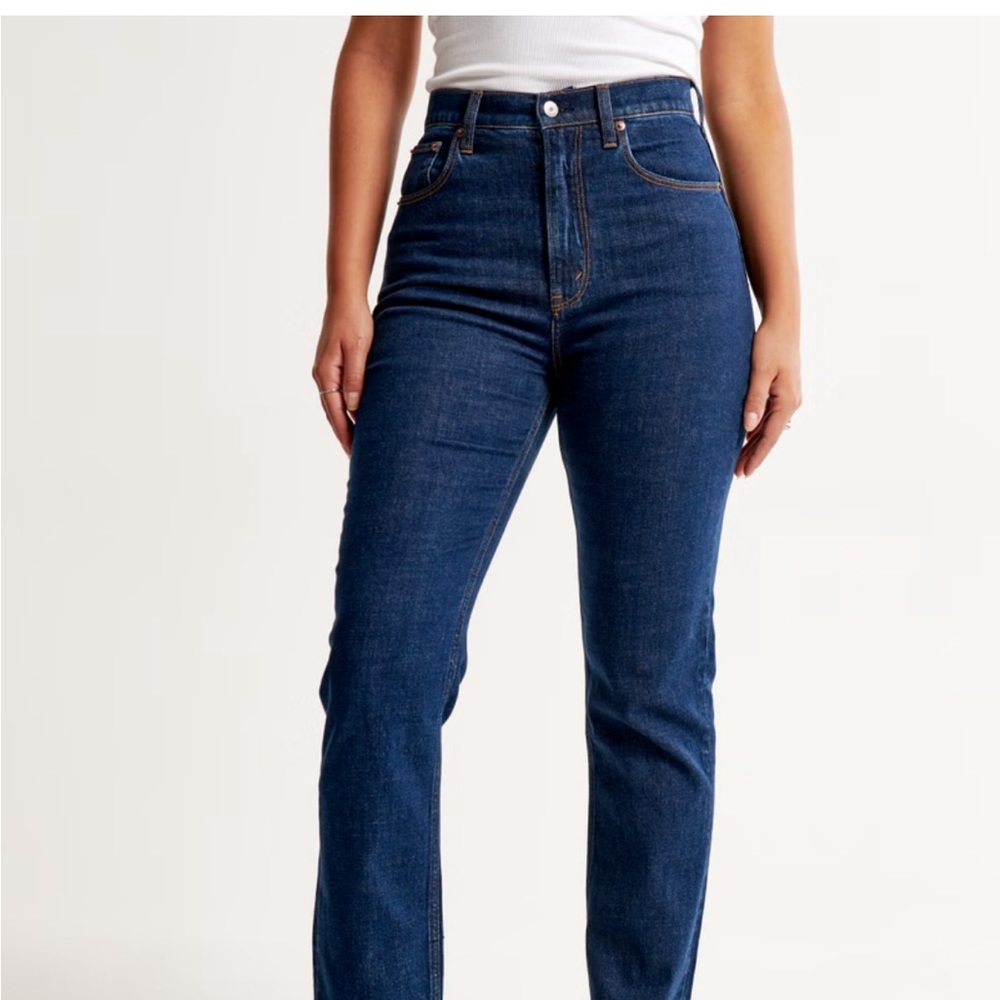 Abercrombie Curve Love Ultra High Rise Ankle Straight Jean
